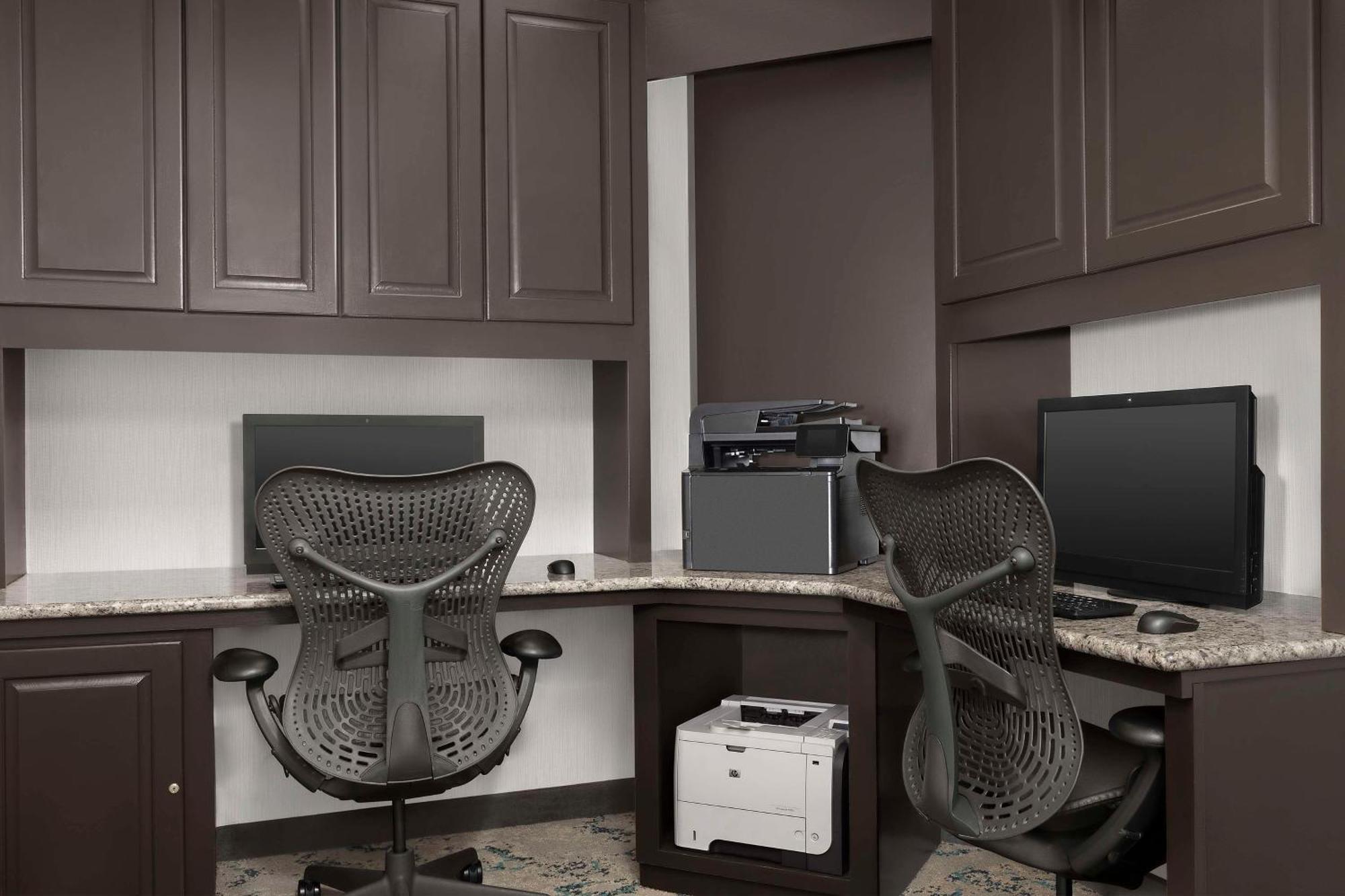 Hilton Garden Inn Raleigh Capital Blvd I-540 Dış mekan fotoğraf