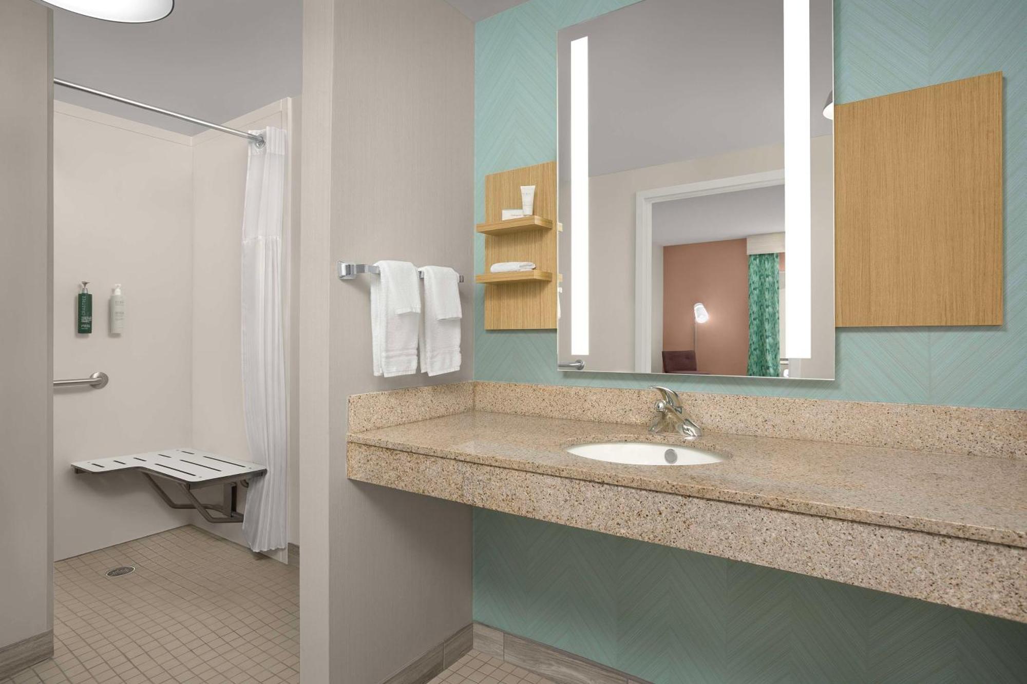 Hilton Garden Inn Raleigh Capital Blvd I-540 Dış mekan fotoğraf