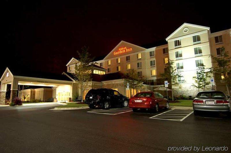 Hilton Garden Inn Raleigh Capital Blvd I-540 Dış mekan fotoğraf