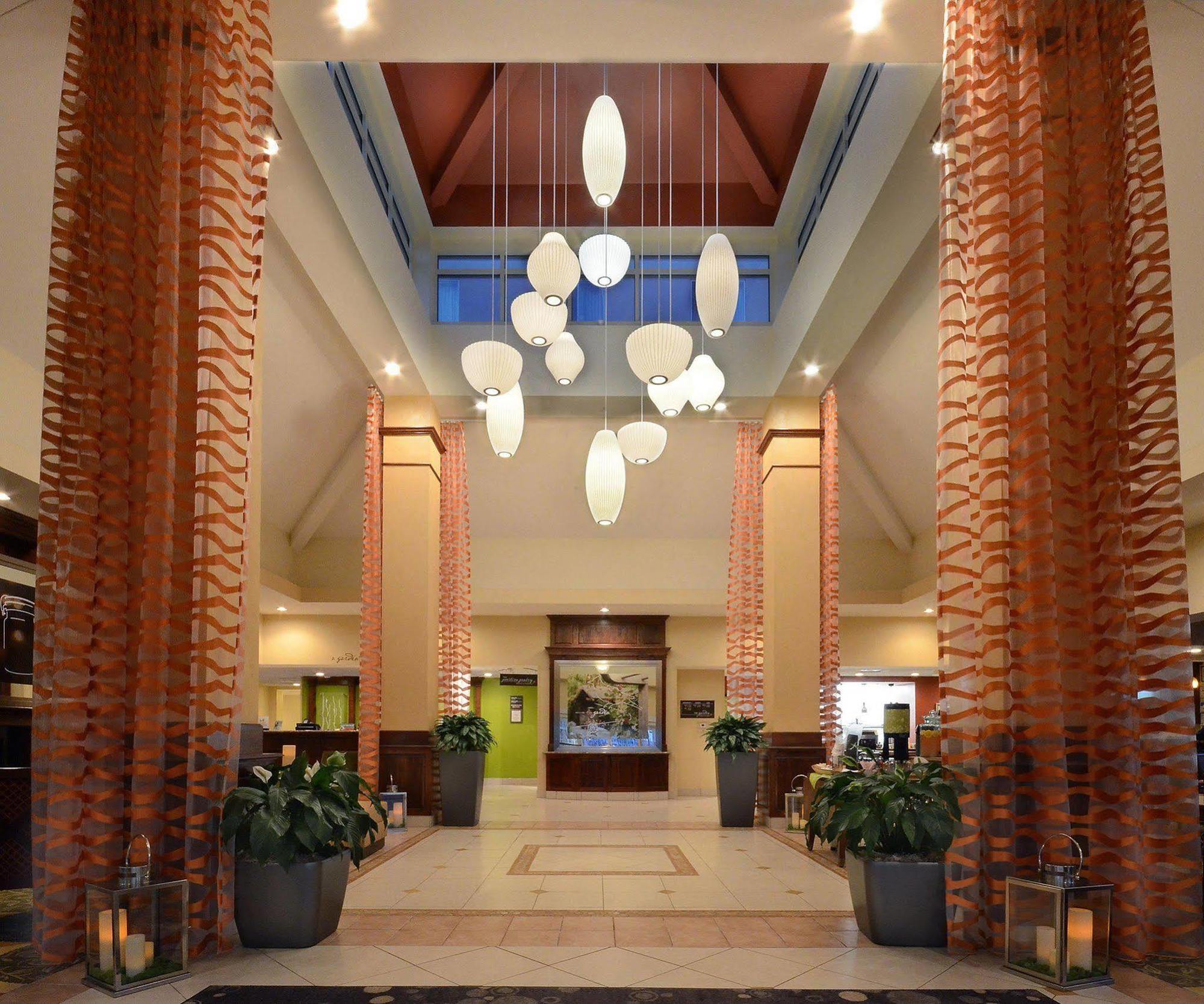 Hilton Garden Inn Raleigh Capital Blvd I-540 Dış mekan fotoğraf