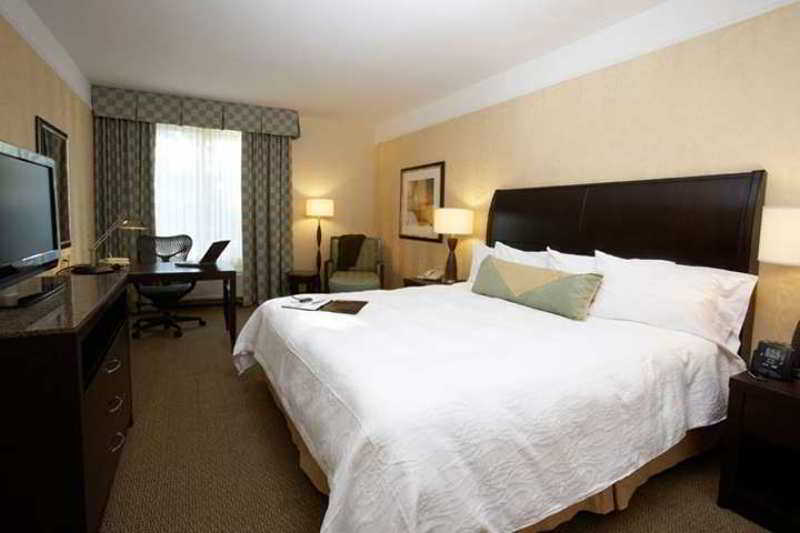 Hilton Garden Inn Raleigh Capital Blvd I-540 Oda fotoğraf